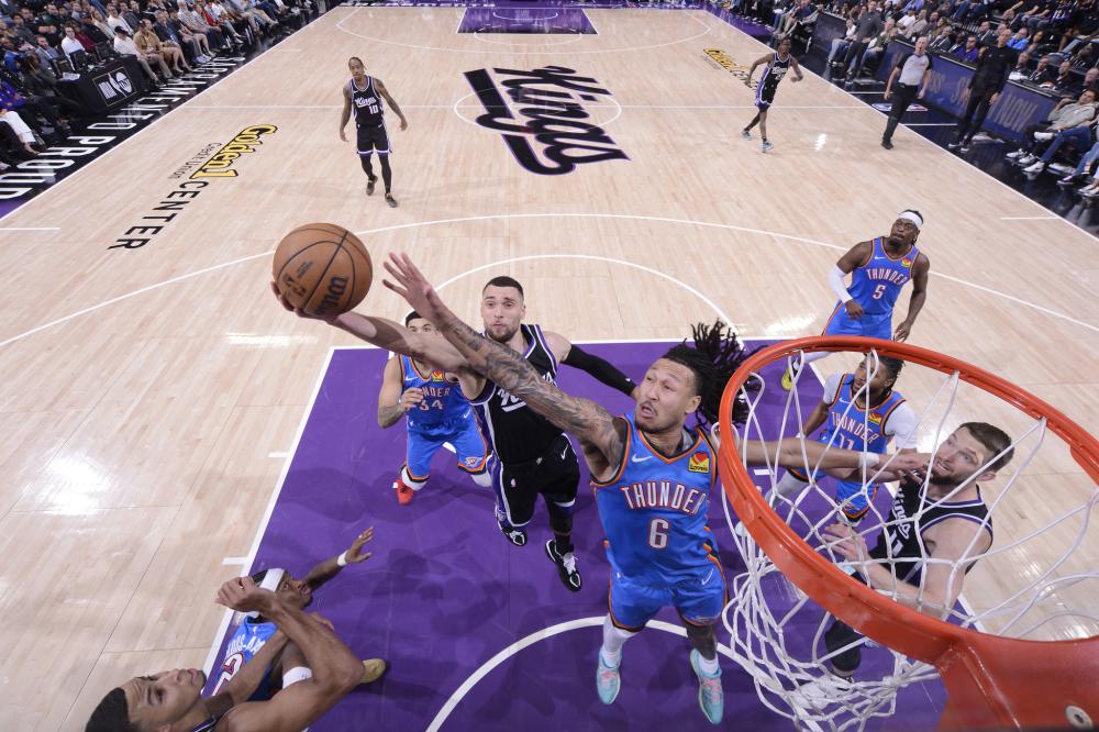 也强调了球 也强调了球